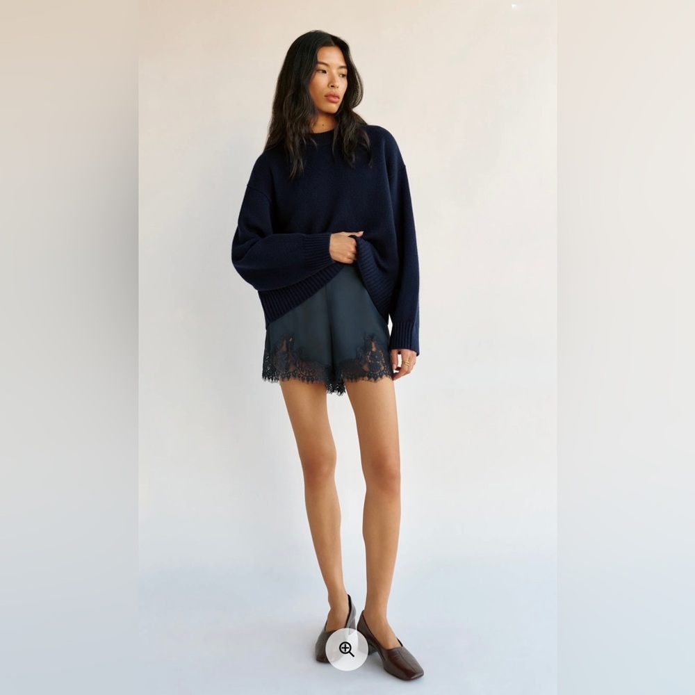 NWOT Reformation cashmere oversized crew sweater